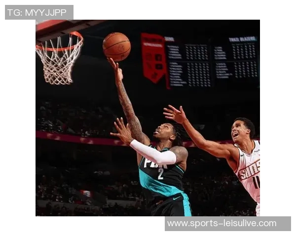 凯莱布乐福半场表现低迷仅获2篮板正负值惨淡19引发热议