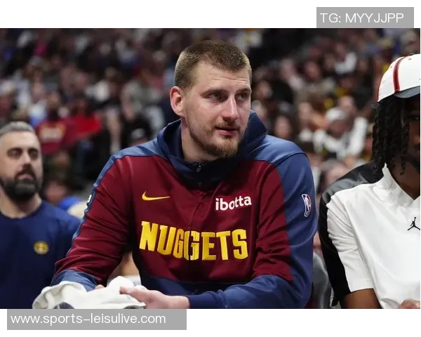 约基奇末节表现出色罚球命中率高达九成助球队取得胜利 约基奇末节表现出色罚球命中率高达九成助球队取得胜利