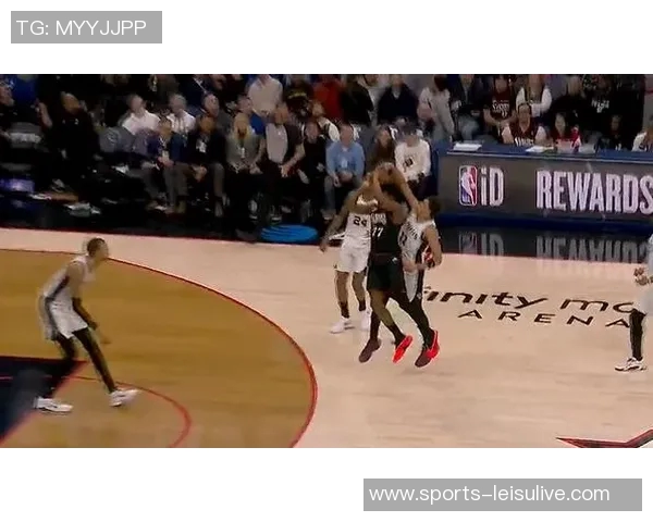 3与4顺位激战埃奇库姆半场表现抢眼克尼佩尔状态低迷对决引关注