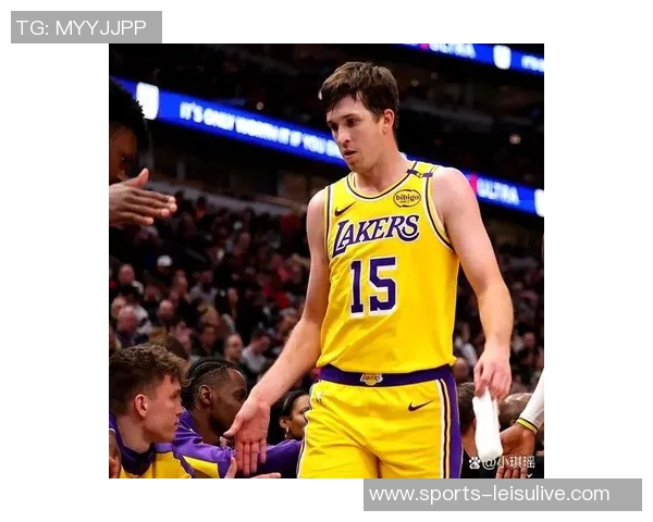 克里斯蒂称赞弗拉格篮下对抗能力出色并在关键时刻命中重要投篮